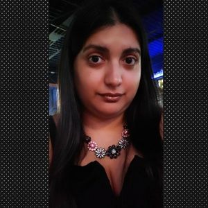 Meet your Posher, Cassie